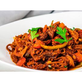 Ofertón para 10 personas! Ropa Vieja de res + Cervezas