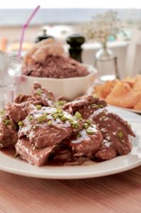 Oferta para 4 personas! Bistec de cerdo + Refresco